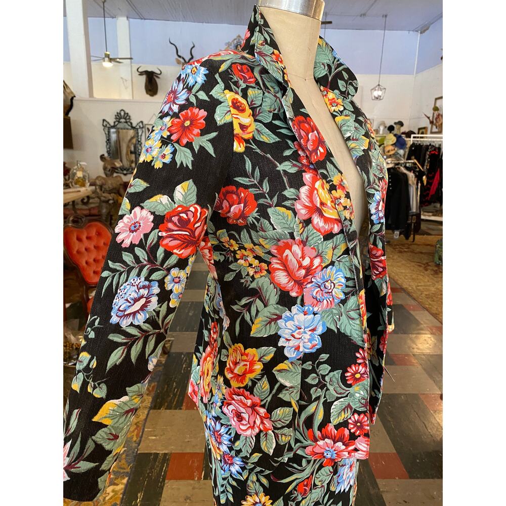 1980s denim skirt and jacket bright flower print 80s fashion 2 piece jean sm - Picture 3 of 10